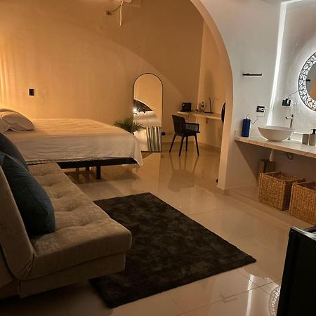 Clandestino - Hotel Boutique Ла-Дорада Екстер'єр фото